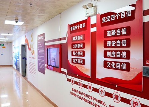 强化标杆引领，推进阵地建设